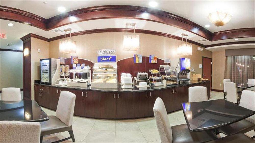 Red Lion Inn & Suites Mineral Wells Exteriér fotografie