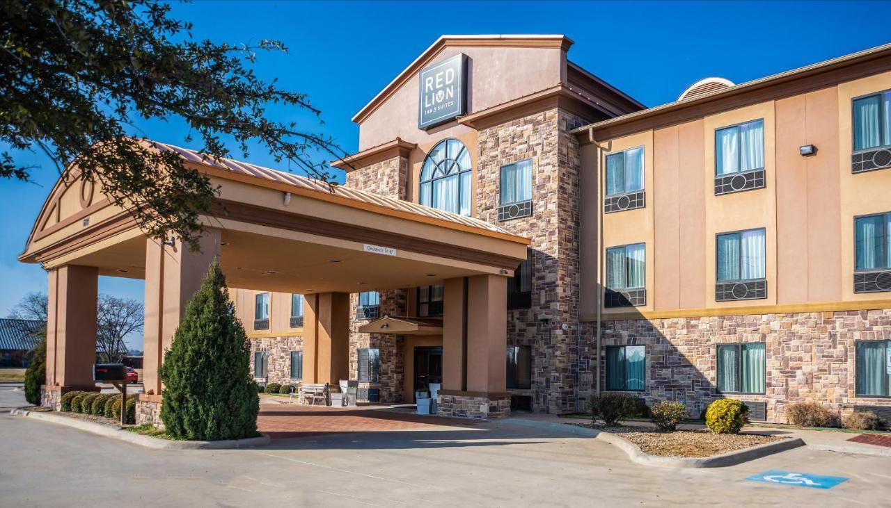 Red Lion Inn & Suites Mineral Wells Exteriér fotografie