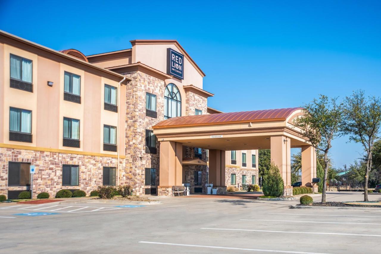 Red Lion Inn & Suites Mineral Wells Exteriér fotografie