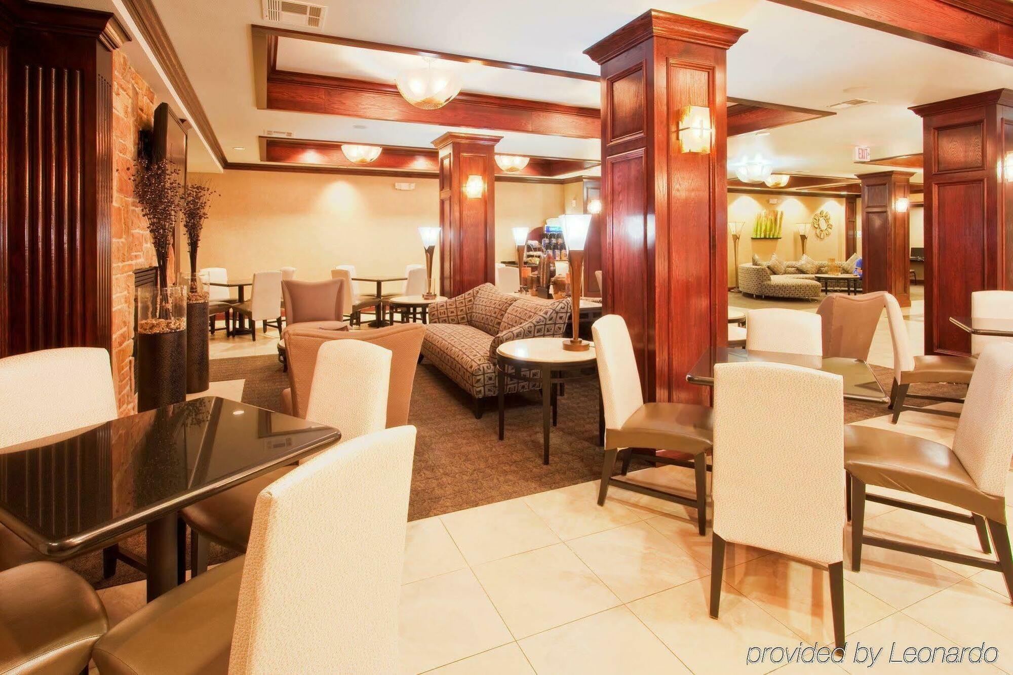 Red Lion Inn & Suites Mineral Wells Exteriér fotografie